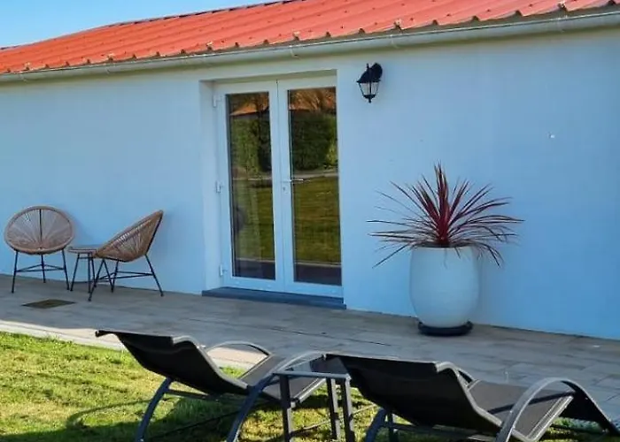 Ty Grain De Sel : Privatif Avec Piscine, Jardin Et Patio * Chauvé